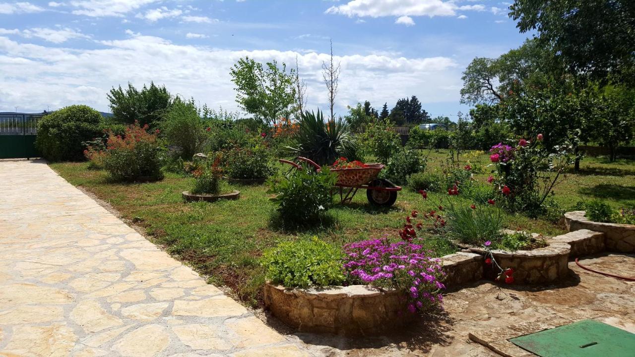 Village House Fafarinka - Close To Krka National Park Konjevrate Exterior photo