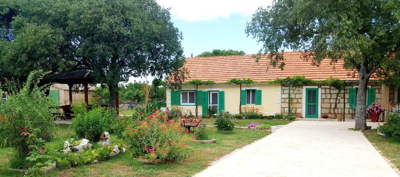 Village House Fafarinka - Close To Krka National Park Konjevrate Exterior photo